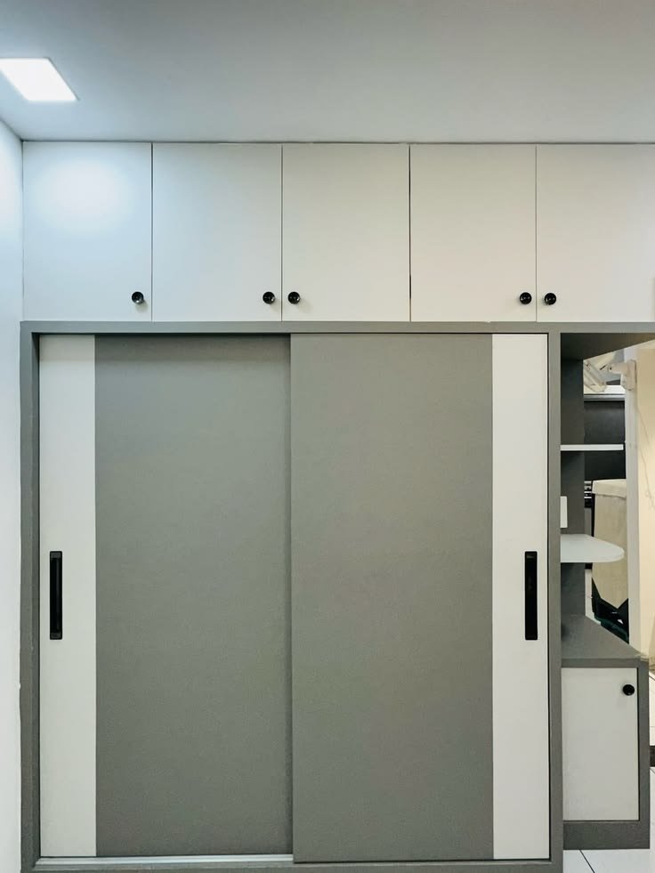 Custom wardrobe interior